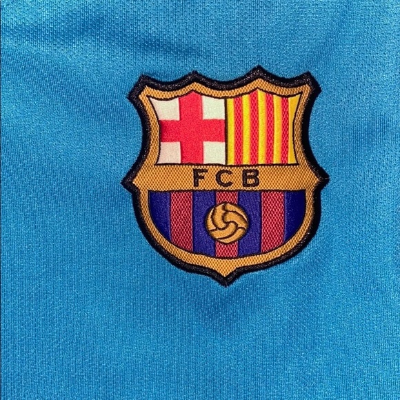 NWOT 2015 Barcelona away long sleeve jersey - Picture 2 of 7